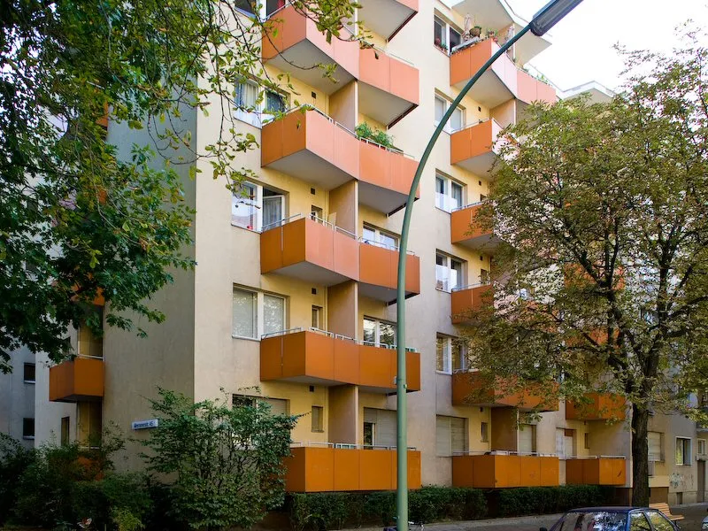 WBS erforderlich. Singlebude mit Etagendusche — photo 1